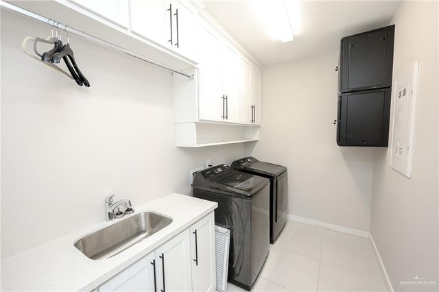 3818 Tierra Escondida Drive, Weslaco, TX 78596