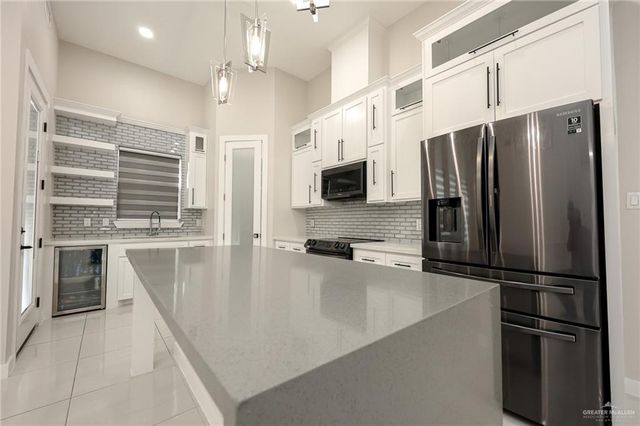 3818 Tierra Escondida Drive, Weslaco, TX 78596