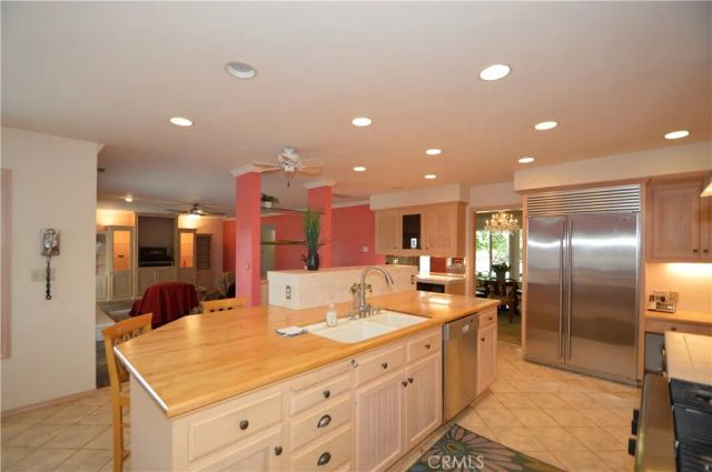 41493 Road 96, Dinuba, CA 93618
