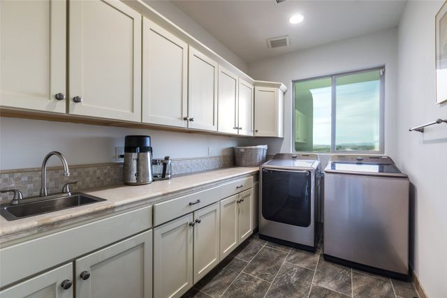 67 Santa Ana Loop, Placitas, NM 87043