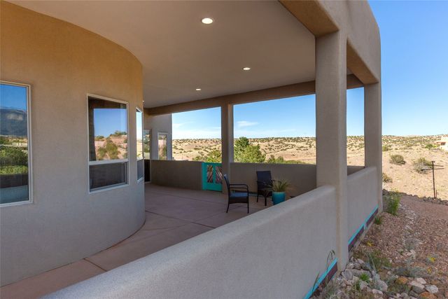 67 Santa Ana Loop, Placitas, NM 87043