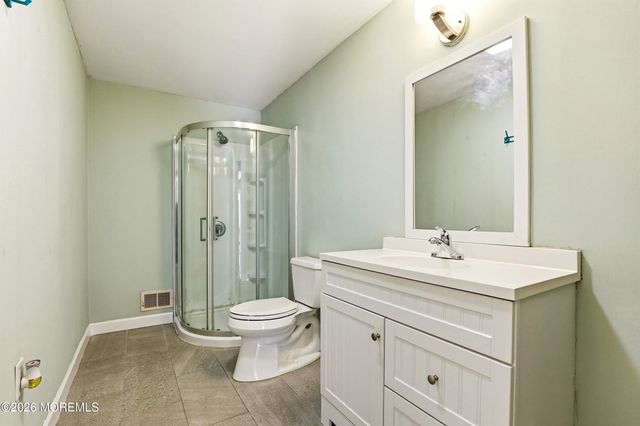 1 Zimm Lane, Jackson, NJ 08527