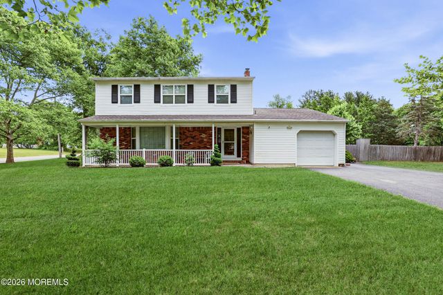 1 Zimm Lane, Jackson, NJ 08527
