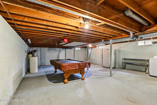 1 Zimm Lane, Jackson, NJ 08527