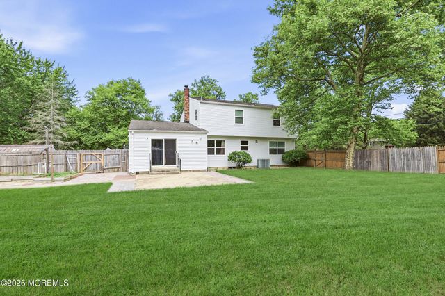 1 Zimm Lane, Jackson, NJ 08527