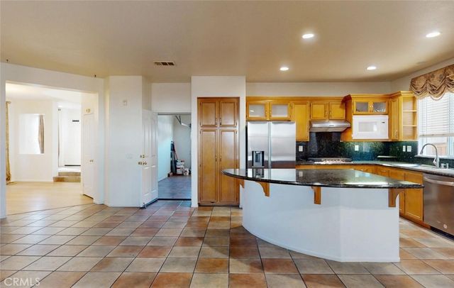 19 Sorbonne, Westminster, CA 92683