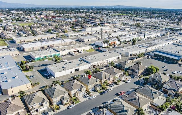 19 Sorbonne, Westminster, CA 92683