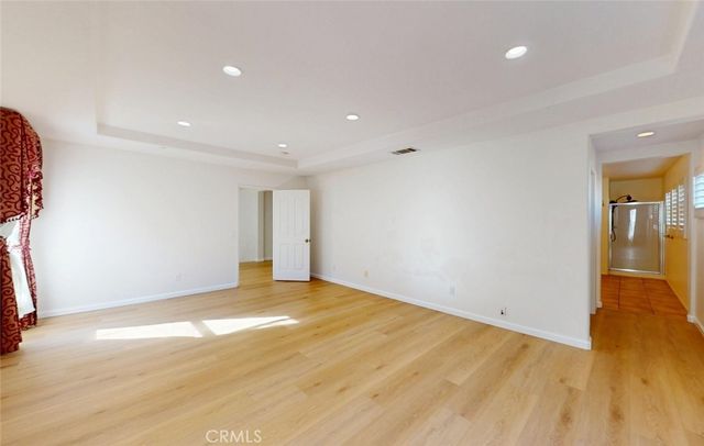 19 Sorbonne, Westminster, CA 92683