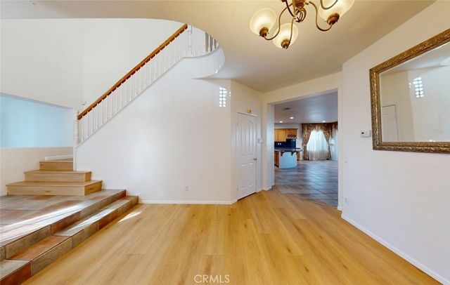 19 Sorbonne, Westminster, CA 92683