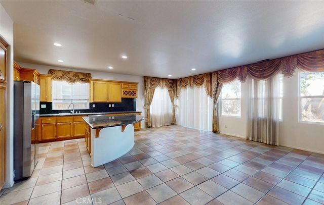 19 Sorbonne, Westminster, CA 92683