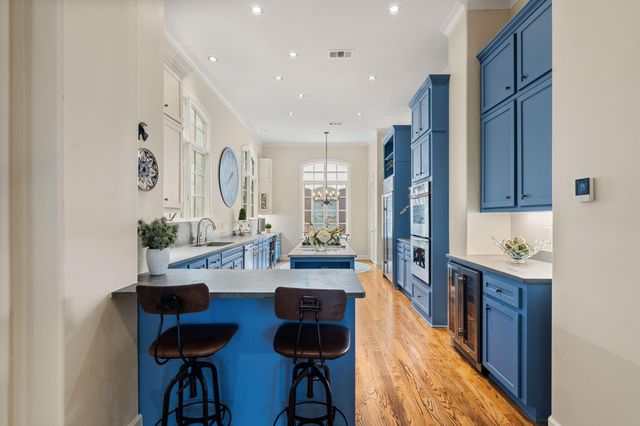 5403 Ashby Street, Houston, TX 77005