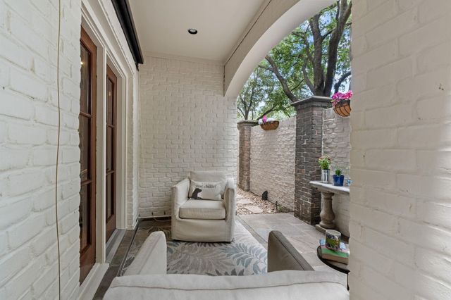 5403 Ashby Street, Houston, TX 77005