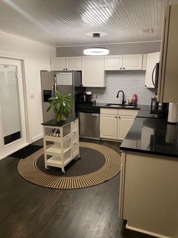 840 Blvd De L Orleans, Mary Esther, FL 32569