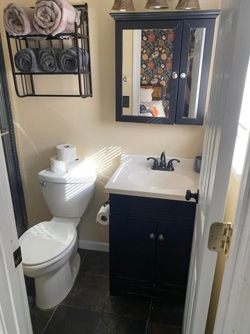 840 Blvd De L Orleans, Mary Esther, FL 32569