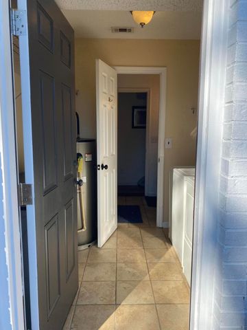 840 Blvd De L Orleans, Mary Esther, FL 32569