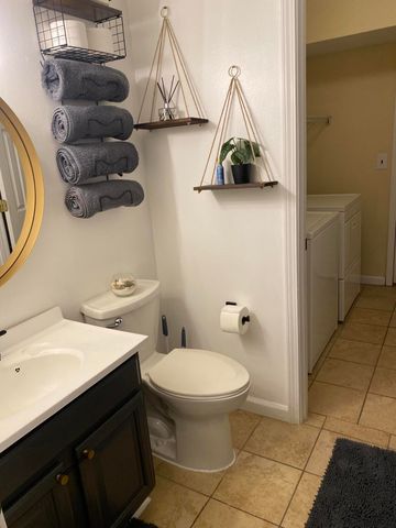 840 Blvd De L Orleans, Mary Esther, FL 32569