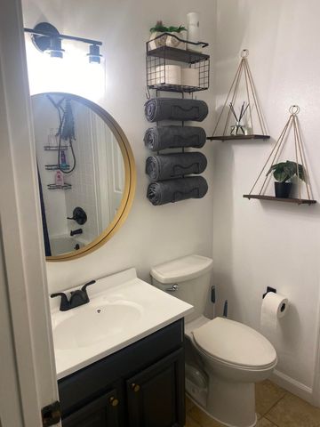 840 Blvd De L Orleans, Mary Esther, FL 32569