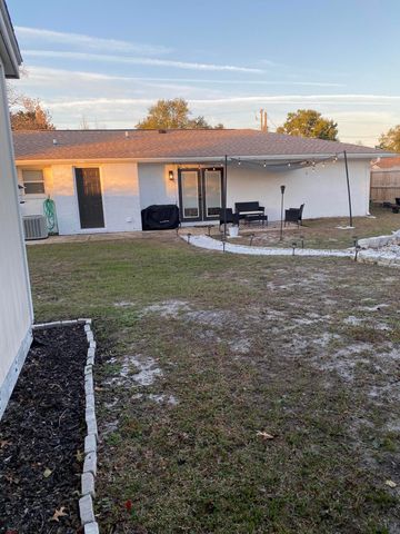 840 Blvd De L Orleans, Mary Esther, FL 32569