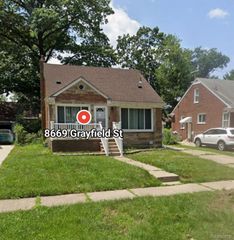 8669 Grayfield Street, Dearborn Heights, MI 48127