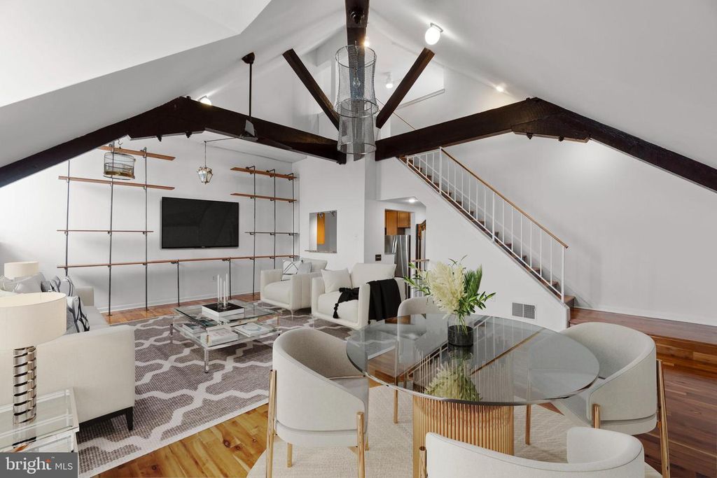 Image 1 of property listing at 1714 PARK AVE #512, Baltimore, MD 21217