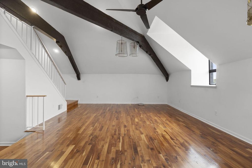 Image 21 of property listing at 1714 PARK AVE #512, Baltimore, MD 21217