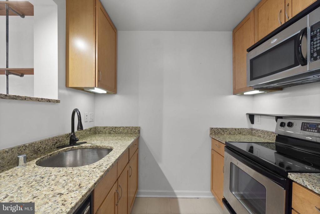 Image 25 of property listing at 1714 PARK AVE #512, Baltimore, MD 21217