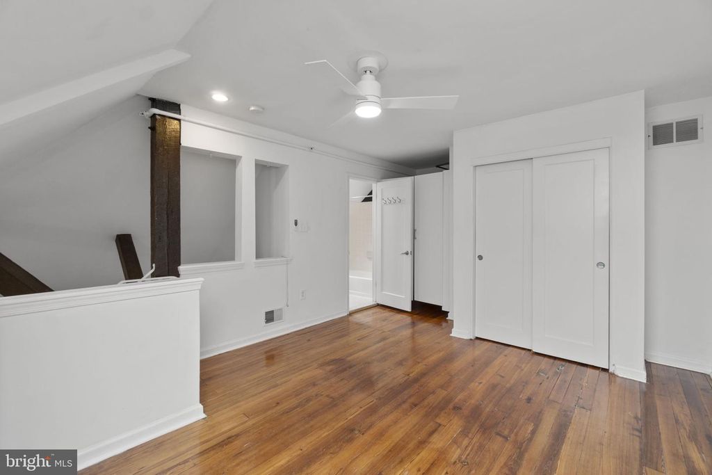 Image 34 of property listing at 1714 PARK AVE #512, Baltimore, MD 21217