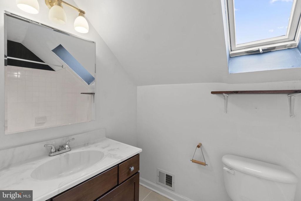 Image 35 of property listing at 1714 PARK AVE #512, Baltimore, MD 21217