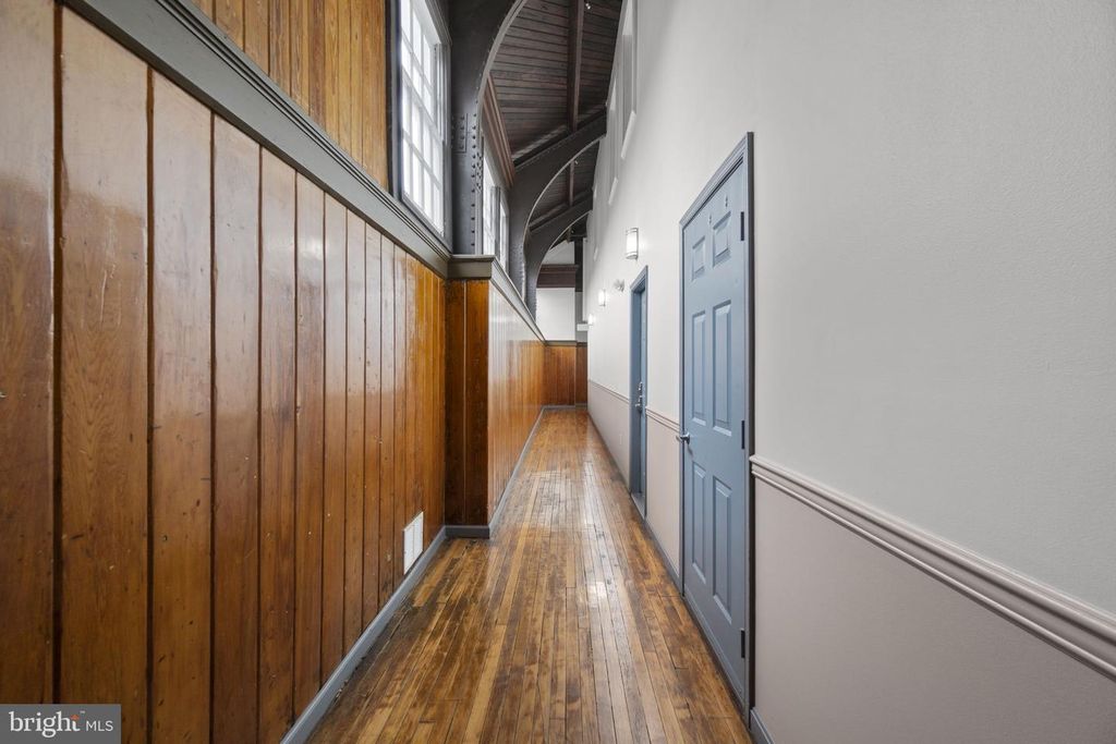 Image 9 of property listing at 1714 PARK AVE #512, Baltimore, MD 21217