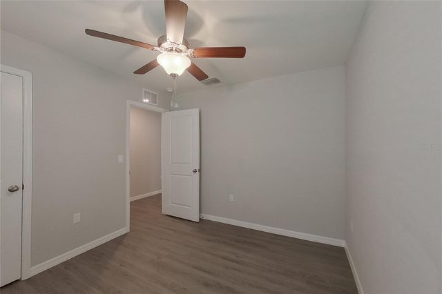 8633 SW 43RD TERRACE, Ocala, FL 34476