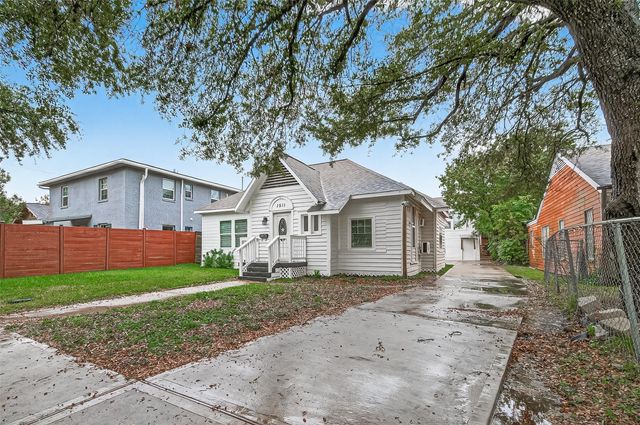 1511 Scharpe Street 2, Houston, TX 77023