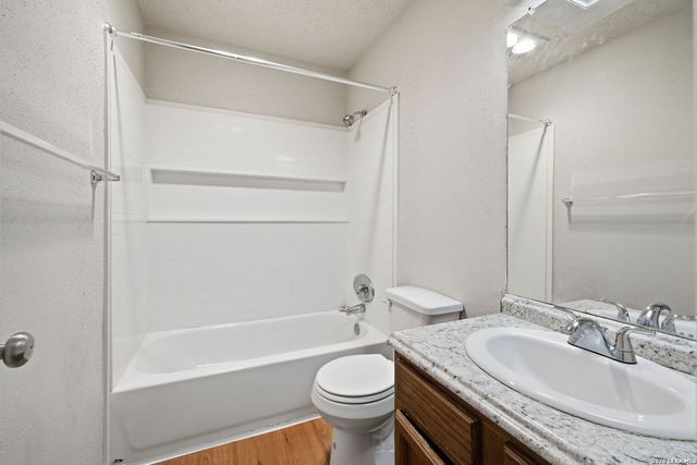 2713 LOCKWOOD LN, Schertz, TX 78154