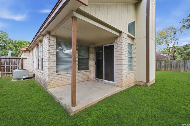2713 LOCKWOOD LN, Schertz, TX 78154