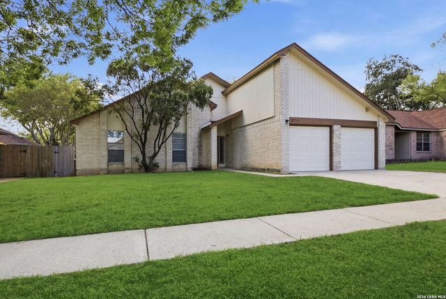 2713 LOCKWOOD LN, Schertz, TX 78154