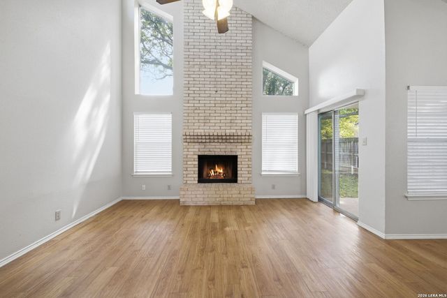 2713 LOCKWOOD LN, Schertz, TX 78154