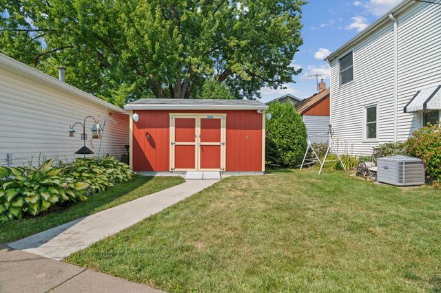 2030 Magoffin Avenue, Saint Paul, MN 55116