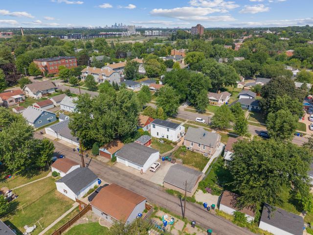 2030 Magoffin Avenue, Saint Paul, MN 55116