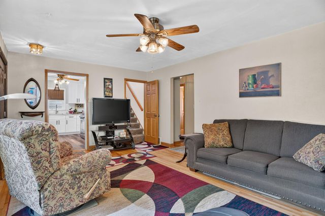 2030 Magoffin Avenue, Saint Paul, MN 55116