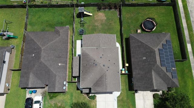 102 Indigo Brush Drive, La Marque, TX 77568