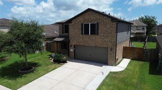 102 Indigo Brush Drive, La Marque, TX 77568
