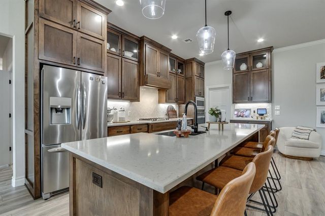 1408 W Harvard Way, Mustang, OK 73064