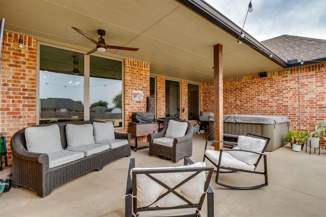1408 W Harvard Way, Mustang, OK 73064