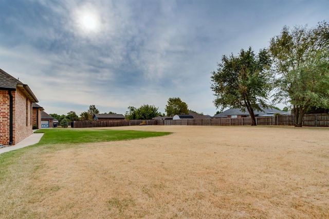 1408 W Harvard Way, Mustang, OK 73064