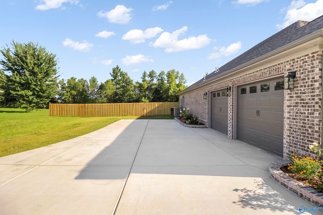 20658 Upper Fort Hampton Road, Elkmont, AL 35620