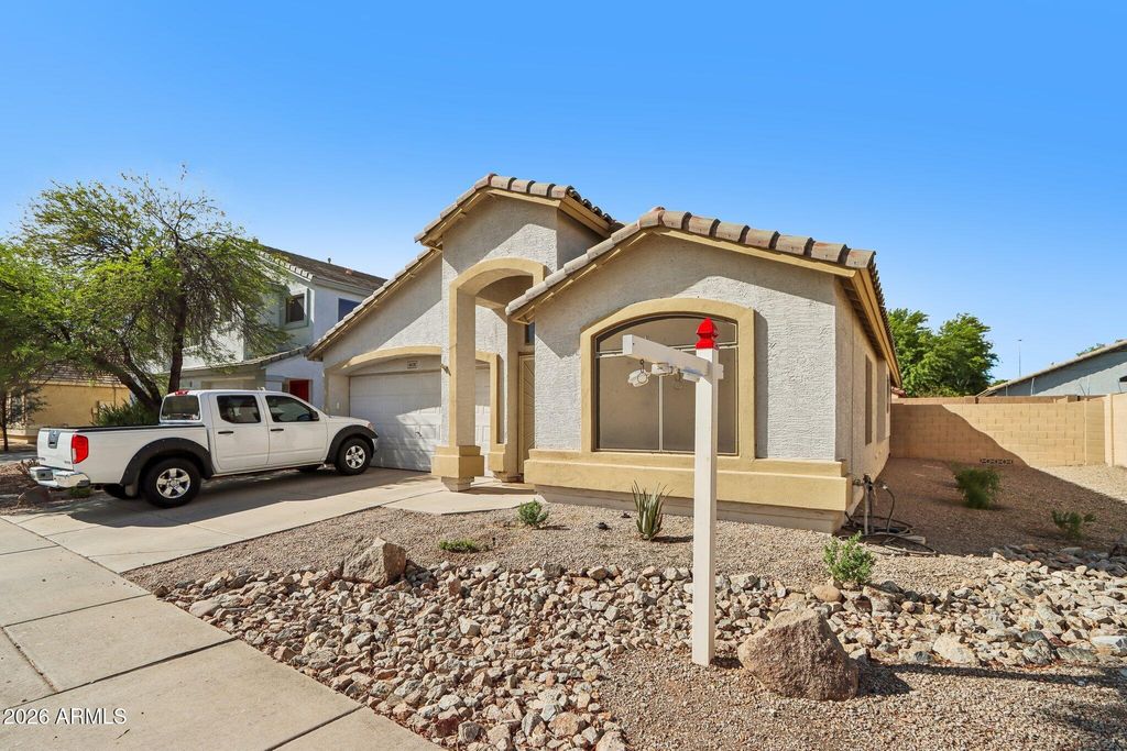16636 W LATHAM Street, Goodyear, AZ 85338 — exterior