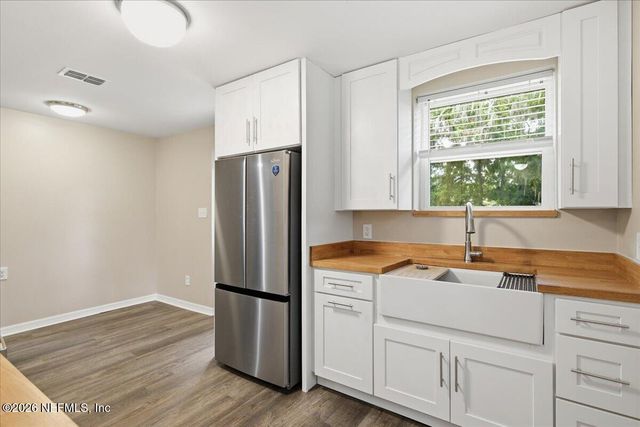 4135 HUDNALL Road, Jacksonville, FL 32207