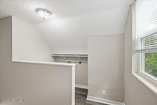 4135 HUDNALL Road, Jacksonville, FL 32207
