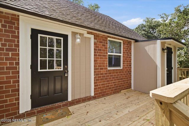 4135 HUDNALL Road, Jacksonville, FL 32207