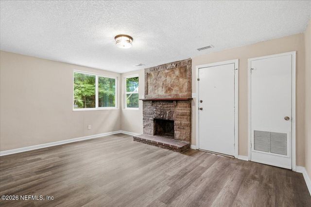 4135 HUDNALL Road, Jacksonville, FL 32207