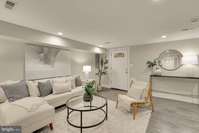 1236 OWEN PL NE, Washington, DC 20002